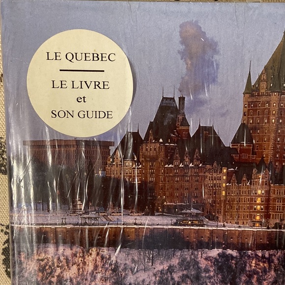$6.99 shipping next hour🍁 NEW L'art de vivre au Québec - Picture 5 of 10